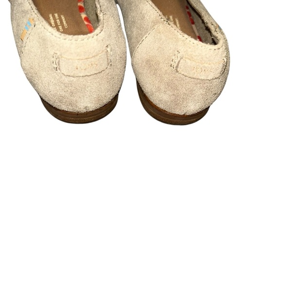 Toms tan suede juttin ballet flats size 6 slip in shoes - Picture 3 of 5